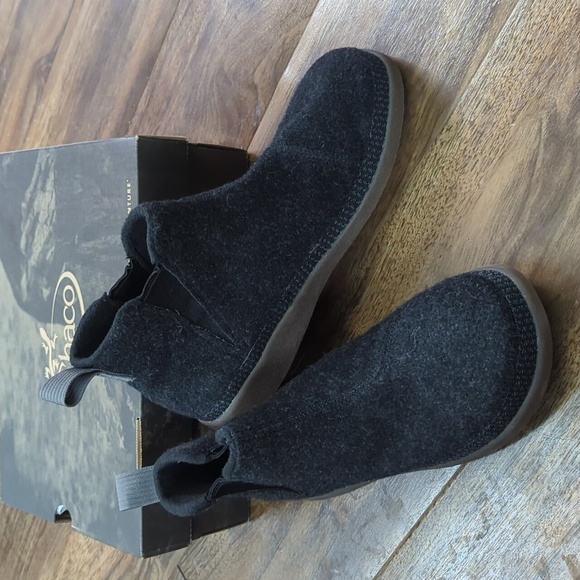 Chaco Other - New Chaco Revel Chelsea V Shoe Black